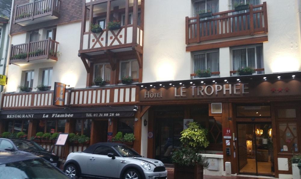Le Trophee Boutique Hotel Spa- La Loggia Appart'Hotel Deauville Exterior foto