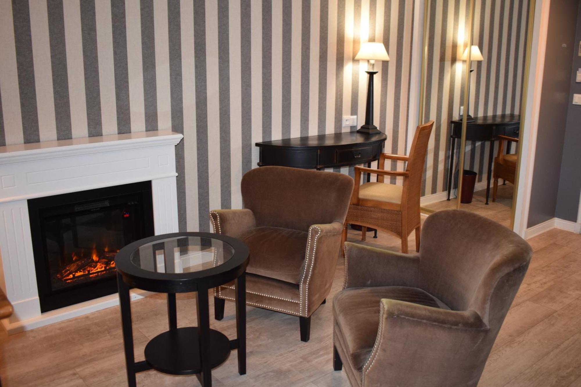 Le Trophee Boutique Hotel Spa- La Loggia Appart'Hotel Deauville Exterior foto